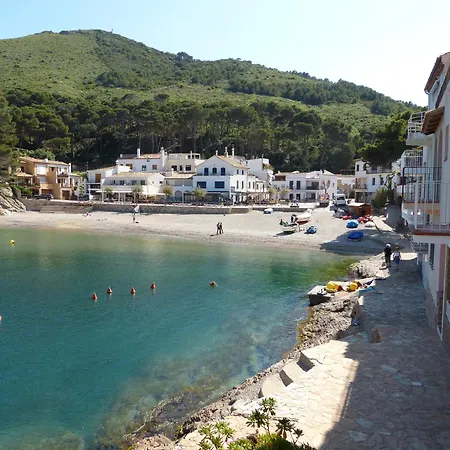 Satuna Casa Tipica Mar 베구르